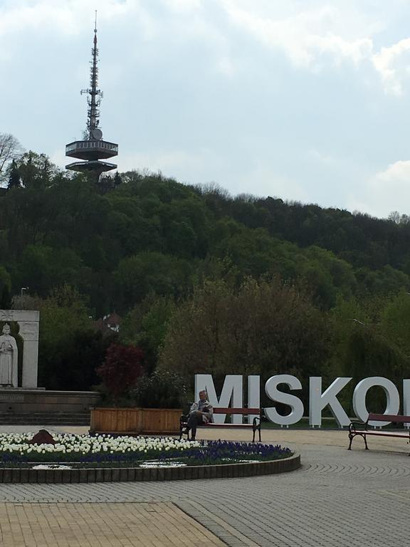 Ferienwohnung Senorita Miskolc Exterior foto